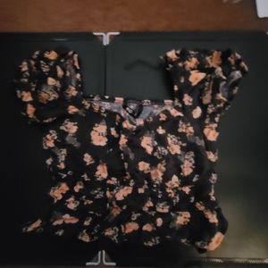 Black w/ Flowers Shirt. Size XS. Brand SO Goods For Life